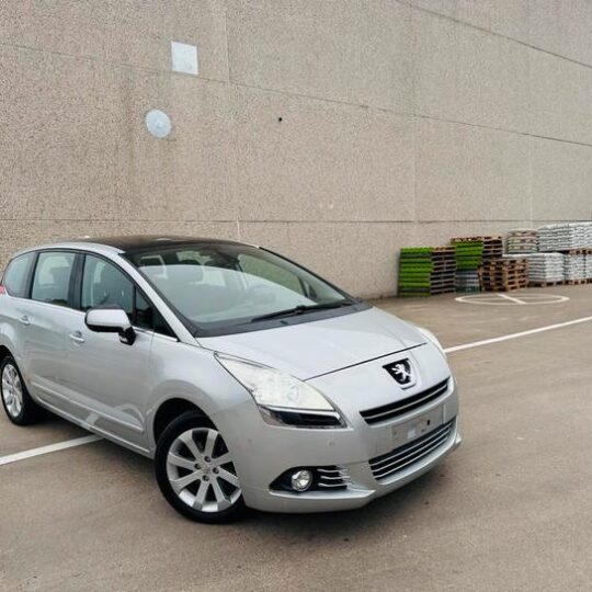 Peugeot 5008/Automaat/7plaatsen!!!!